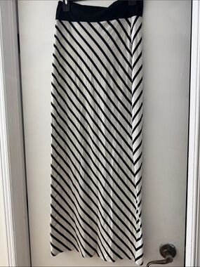 TNA Black & White Diagonal Stripe Maxi Skirt